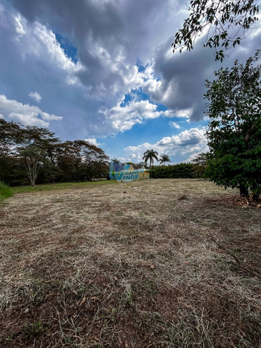 En Venta Lote Campestre En Condominio Ladera Campestre (restrepo)