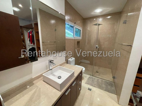 Casa En Venta En Alto Hatillo Remodelada Piscina Caracas Casas Angela Tochon