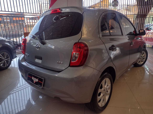 Nissan March 2017 1.6 16v S 5p