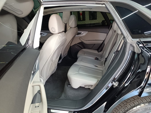 Audi Q8 3.0 Performance 55 Tfsi Quattro (mhev) 5p Hibrido