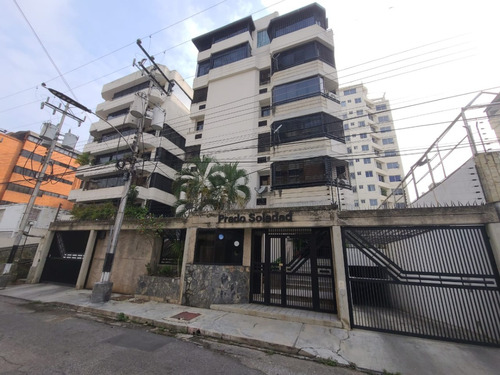 Apartamento En Venta En La Soledad Las Delicias Maracay- Br 