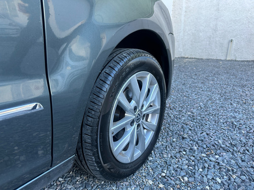 Volkswagen Suran 1.6 Imotion Highline 11c