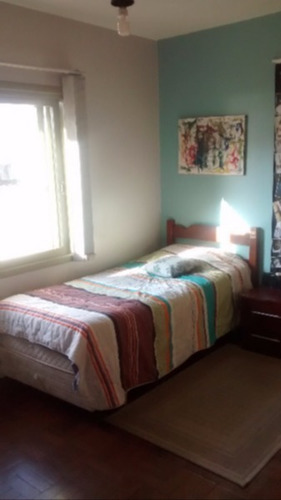 Casa Em Vila Nova Com 4 Dormitórios - Mi14874