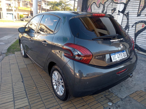 Imagen 4 de 15 de Peugeot 208 2017 1.6 Allure