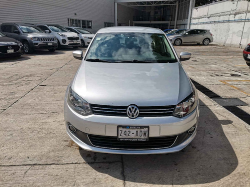 Imagen 3 de 15 de Volkswagen Vento 2014 4p Highline L4/1.6 Man