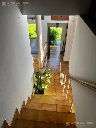 Lindísima Casa 4 Ambientes - En Altos Del Barranco