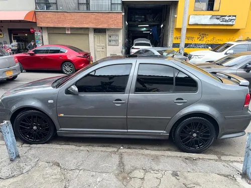 Jetta Modelo 2019 En Buen Estado Turbo