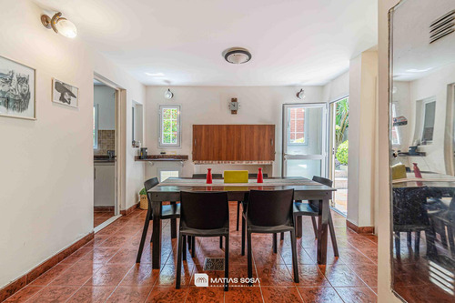 Venta - Casa - 5 Ambientes - Barrio Los Troncos