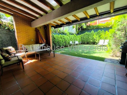 Hermosa Casa En Venta El Hatillo #25-18759