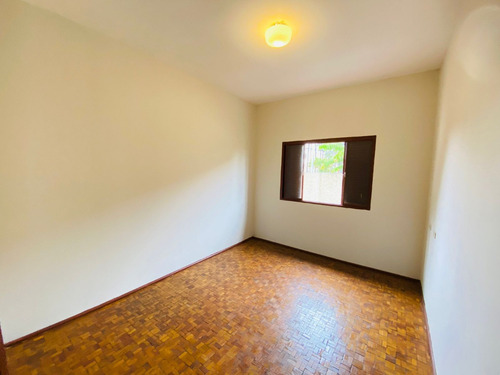 Casa À Venda Com 3 Quartos (1 Suíte) Ampla, Arejada E Pronta Para Morar No Centro De Boituva!