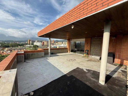 Penthouses En Venta Con Planta 100 En Mañongo Carabobo