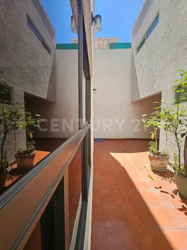 Casa En Venta Con Uso De Suelo Mixto En Boulevares, Lomas Verdes, Naucalpan