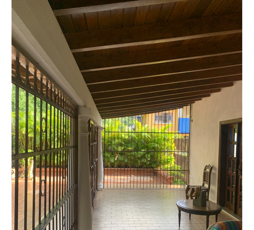 Casa-quinta En Venta Trigal Norte, Valencia Plc-885