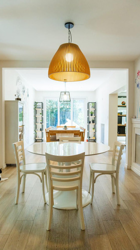 Venta De Casa 8 Ambientes En Hurlingham Con Piscina Y Quincho