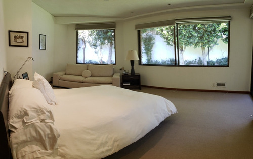 En Exclusiva!! Excelente Casa A La Venta De Un Solo Nivel !