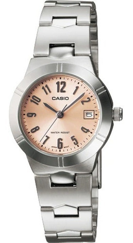 Reloj pulsera Casio LTP-1241 de cuerpo color plateado, analógico, para mujer, fondo rosa, con correa de acero color plateado, bisel color plateado y desplegable