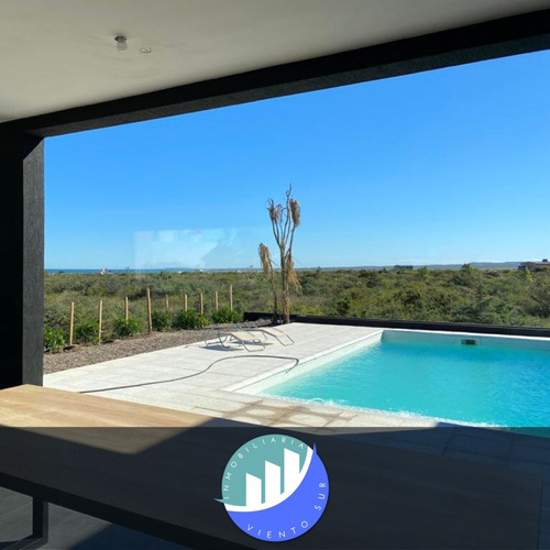 Imagen 10 de 23 de En Venta Casa Ejecutiva Las Grutas Barrio Playa Serena