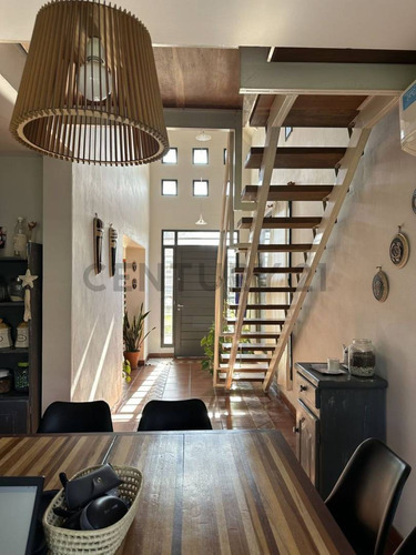 Casa En Venta En 509 E/ 30 Y 31, Hernandez, La Plata