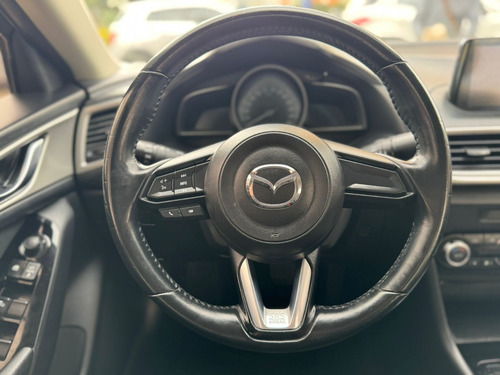 Mazda 3 2.0 Touring At