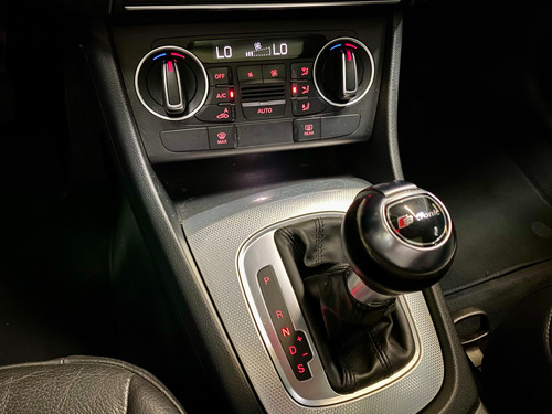 Audi Q3 2.0 Tfsi Ambiente S-tronic Quattro 5p
