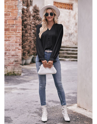 A Top De Encaje Con Cuello En V Hueco Femenino Otoño