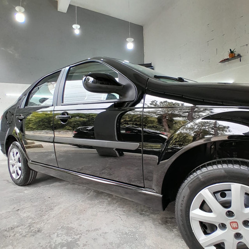 Fiat Siena 1.0 El Flex 4p
