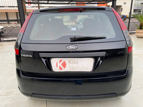 Ford Fiesta 1.0 Rocam Hatch 8v Flex 4p Manual