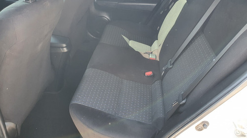 Imagen 9 de 10 de Toyota Yaris Core 2019