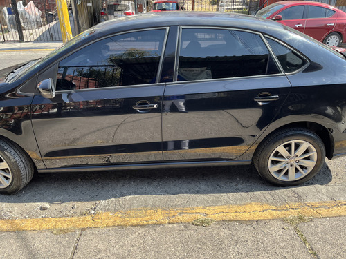 Volkswagen Vento 1.6 Confortline Mt