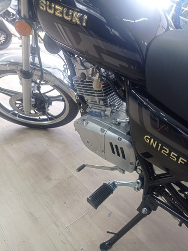 Imagen 8 de 20 de Suzuki Gn 125f 2023