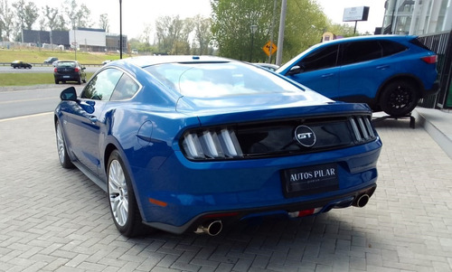 Imagen 3 de 10 de Ford Mustang Gt