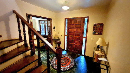 Casa Sobrado Com Jardim Grande E Garagem Com Edícula (valor Negociável), Na Serra Da Cantareira