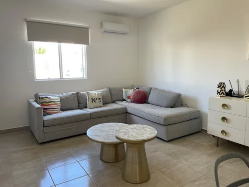Casa En Renta, Puerto Morelos, 2 H, 1b, A 3km De La Playa, Con Alberca