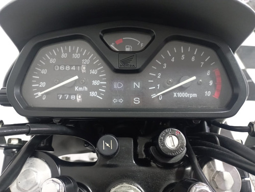Honda Nx-4 Falcon