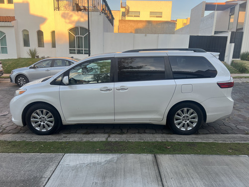 Toyota Sienna 3.5 Xle V6 Qc At