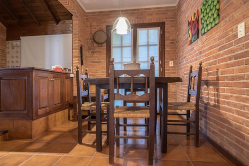 Imagen 8 de 18 de Casa En Venta - 4 Ambientes - Zona Golf - Pinamar
