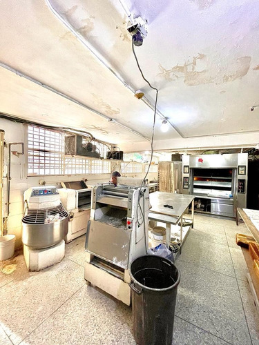 Imagen 4 de 7 de Prestigiosa Panadería De Mas De 30 Años En Venta! C-6173043