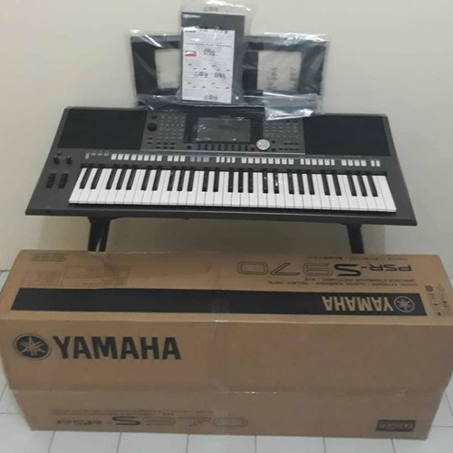 Imagen 1 de 4 de Yamaha Psr S970 61 Key Keyboard