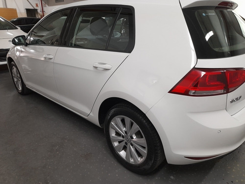 Imagen 9 de 16 de Volkswagen Golf 2016 1.4 Comfortline Tsi Dsg