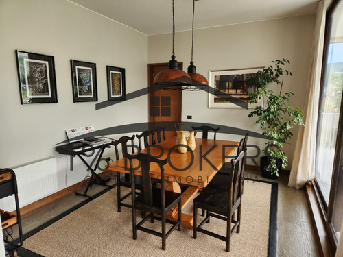 Increible Casa En Exclusivo Condominio De Lo Barnechea