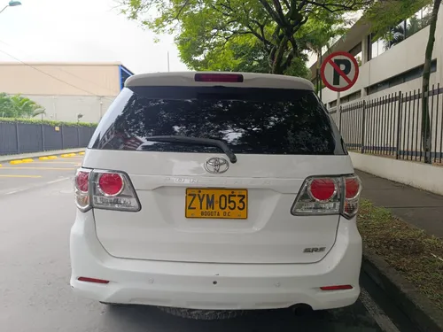 Toyota Fortuner 2.7l 4x2