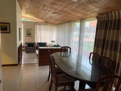 Casaquinta Con Apartaestudio 1500mtrs