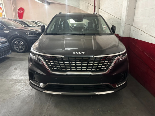 Imagen 4 de 17 de Kia Carnival 2023