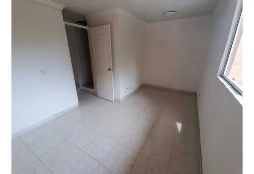 Vendo Casa En Itagüí, Ditaires (portal De Las Flores)