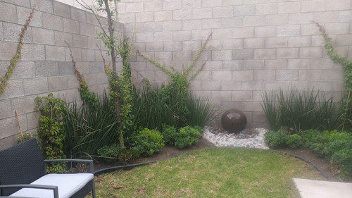 Casa En Venta En Sonterra, 2 Recamaras, 2.5 Baños, Alberca, Equipada, De Lujo!