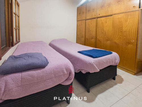 Casa En Venta En Barrio Juan B. Justo De 3 Dormitorios Apta Crédito