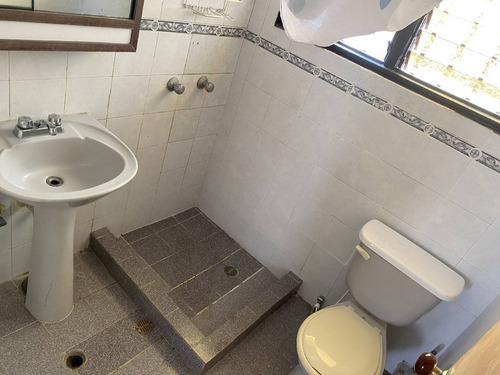 Imagen 13 de 30 de Casa En Venta El Morro Ii Cod:135500 Albert Gonzalez 04121444789 (solo Clientes)