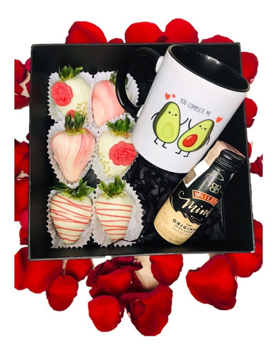 Caja Detalle Pocillo Personalizado+fresas+mini Baileys