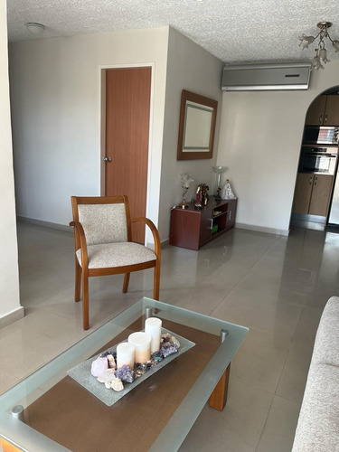 Hermoso Apartamento En La Villa De Plaza