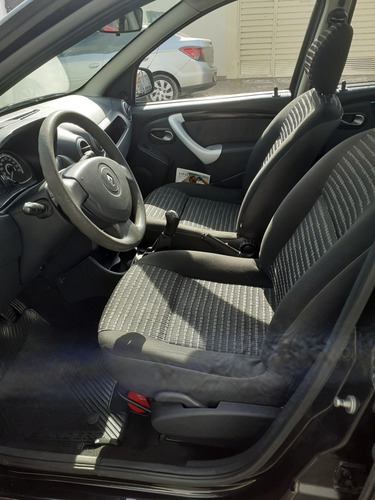 Imagem 5 de 12 de Renault Sandero 2012 1.0 16v Expression Hi-flex 5p